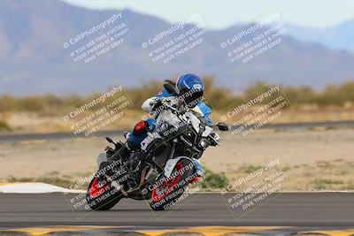 media/Dec-17-2022-SoCal Trackdays (Sat) [[224abd9271]]/Turn 15 (155pm)/